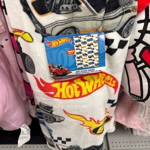 Hot Wheels Plush Throw Blanket